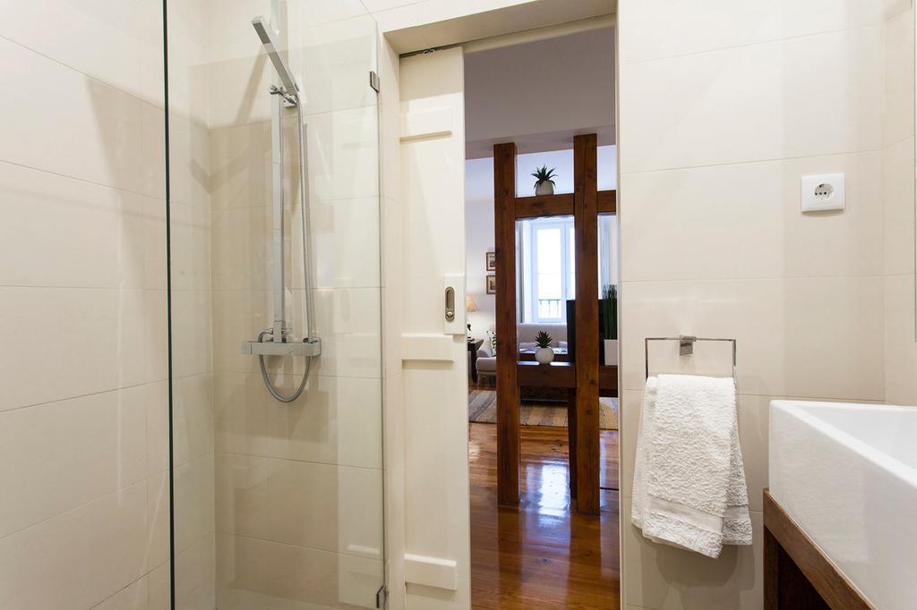 Charming Apartment In Alfama Lisboa Rom bilde