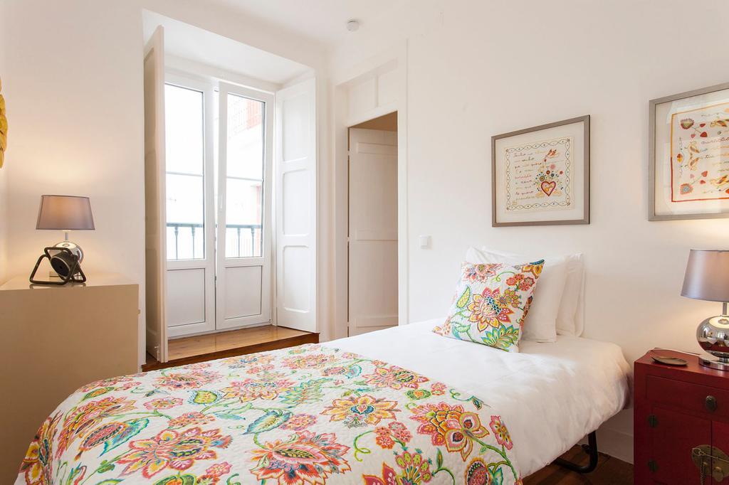 Charming Apartment In Alfama Lisboa Rom bilde